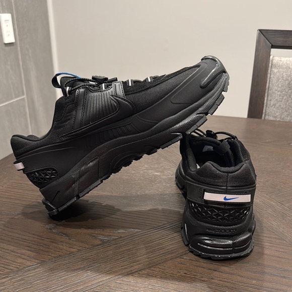 Nike Vomero Roam - Picture 2 of 4